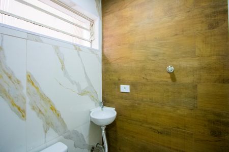Apartamento para alugar com 72m², 2 quartos e 1 vaga Apartamento para alugar com 72m², 2 quartos e 1 vagaBanheiro do quarto 1