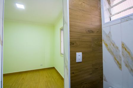 Apartamento para alugar com 72m², 2 quartos e 1 vaga Apartamento para alugar com 72m², 2 quartos e 1 vagaBanheiro do quarto 1