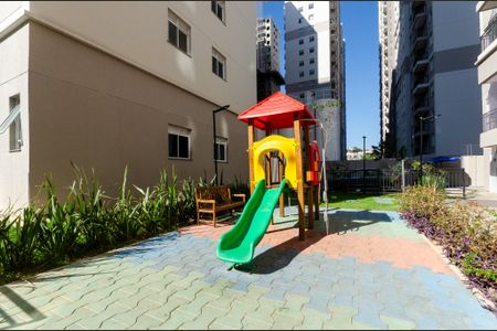 Apartamento para alugar com 34m², 2 quartos e sem vagaÁrea comum - Playground