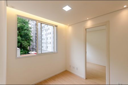 Sala de apartamento para alugar com 2 quartos, 34m² em Vila Pirituba, São Paulo