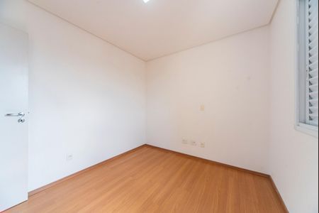 Apartamento para alugar com 78m², 3 quartos e 3 vagasQuarto 2