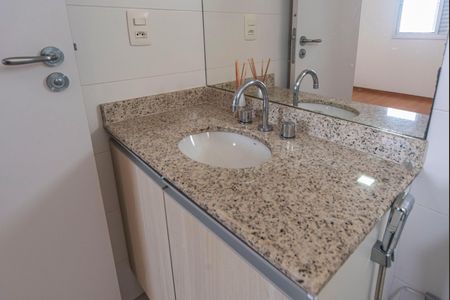 Apartamento para alugar com 78m², 3 quartos e 3 vagasBanheiro do Quarto 3