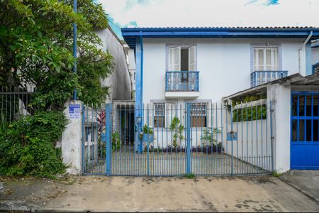 Casa para alugar com 125m², 3 quartos e 2 vagasFachada