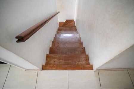 Casa para alugar com 125m², 3 quartos e 2 vagasEscada