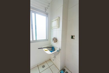 Apartamento para alugar com 67m², 2 quartos e 1 vagaÁrea de serviço 