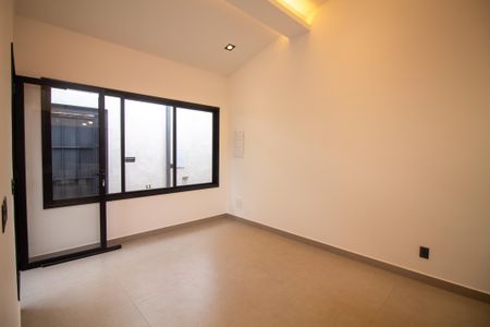 Sala de casa para alugar com 3 quartos, 110m² em Itaim Bibi, São Paulo