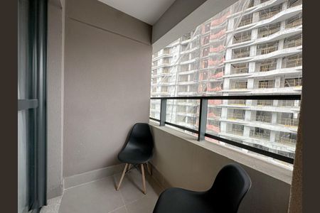 Studio para alugar com 25m², 1 quarto e sem vaga Studio para alugar com 25m², 1 quarto e sem vagaVaranda Studio