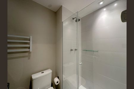 Studio para alugar com 25m², 1 quarto e sem vaga Studio para alugar com 25m², 1 quarto e sem vagaBanheiro