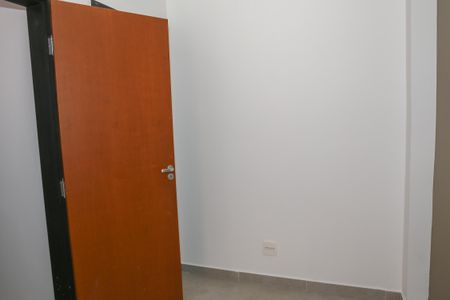 Apartamento para alugar com 80m², 2 quartos e 1 vagaÁrea de Serviço