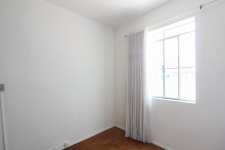 Quarto 1 de apartamento para alugar com 2 quartos, 46m² em Calafate, Belo Horizonte