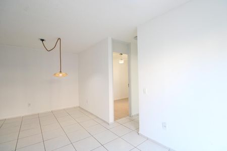 Sala de apartamento para alugar com 2 quartos, 55m² em Curicica, Rio de Janeiro