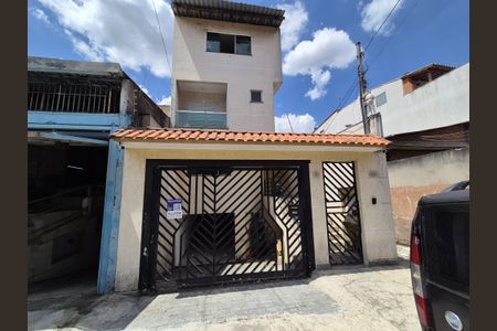 Casa para alugar com 85m², 2 quartos e sem vagaFachada