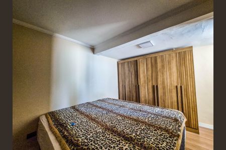 Quarto 1 de casa para alugar com 2 quartos, 85m² em Parque Erasmo Assunção, Santo André