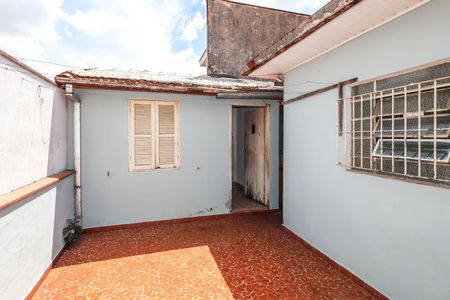 Casa à venda com 70m², 1 quarto e 3 vagasQuintal