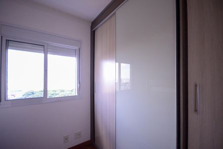 Apartamento à venda com 130m², 3 quartos e 2 vagasQuarto 2