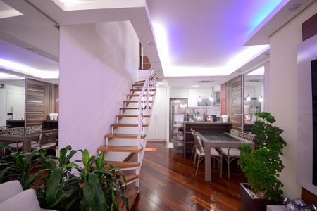 Apartamento à venda com 130m², 3 quartos e 2 vagasSala 