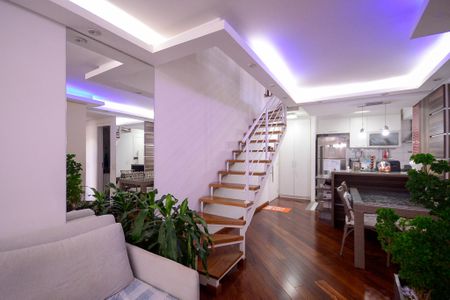 Sala  de apartamento à venda com 3 quartos, 130m² em Vila Vera, São Paulo