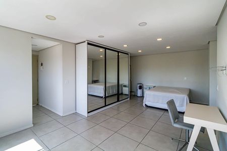 Apartamento para alugar com 80m², 1 quarto e sem vagaStudio