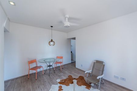 Sala de apartamento para alugar com 2 quartos, 76m² em Embaré, Santos