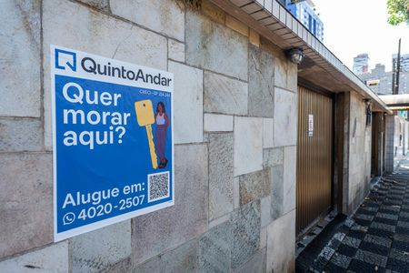 Apartamento para alugar com 76m², 2 quartos e 1 vaga Apartamento para alugar com 76m², 2 quartos e 1 vagaPlaquinha instalada