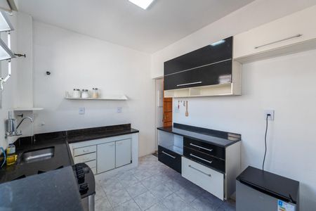 Apartamento para alugar com 76m², 2 quartos e 1 vaga Apartamento para alugar com 76m², 2 quartos e 1 vagaCozinha