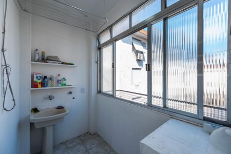 Apartamento para alugar com 76m², 2 quartos e 1 vaga Apartamento para alugar com 76m², 2 quartos e 1 vagaÁrea de serviço
