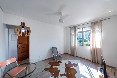 Sala de apartamento para alugar com 2 quartos, 76m² em Embaré, Santos