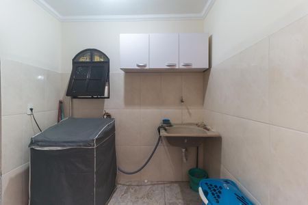 Casa para alugar com 80m², 2 quartos e 1 vagaÁrea de Serviço