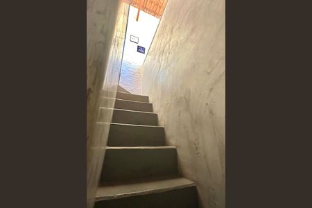 Casa à venda com 120m², 2 quartos e 1 vaga