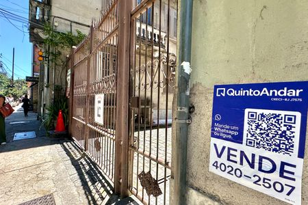 Casa à venda com 120m², 2 quartos e 1 vaga