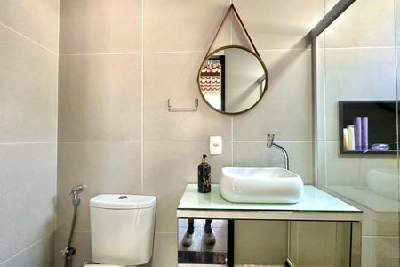 Casa à venda com 120m², 2 quartos e 1 vaga