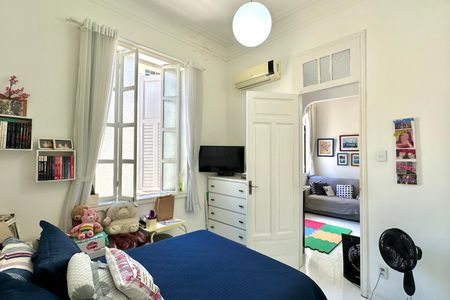 Casa à venda com 120m², 2 quartos e 1 vaga