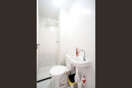 Apartamento para alugar com 43m², 2 quartos e sem vaga Apartamento para alugar com 43m², 2 quartos e sem vagaBanheiro