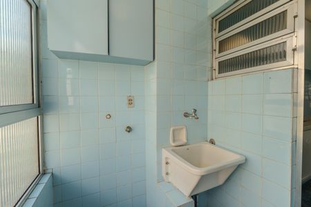 Apartamento à venda com 65m², 1 quarto e sem vaga Apartamento à venda com 65m², 1 quarto e sem vagaÁrea de Serviço