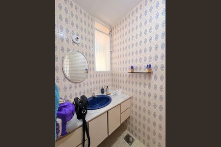 Casa à venda com 320m², 4 quartos e 2 vagasLavabo