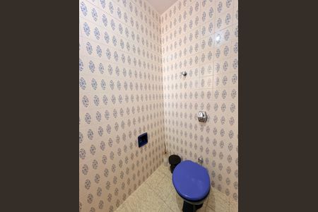 Casa à venda com 320m², 4 quartos e 2 vagasLavabo