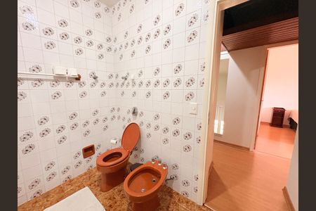 Casa à venda com 320m², 4 quartos e 2 vagasBanheiro Social