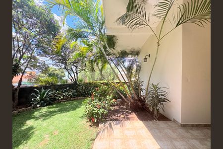 Casa à venda com 320m², 4 quartos e 2 vagasJardim