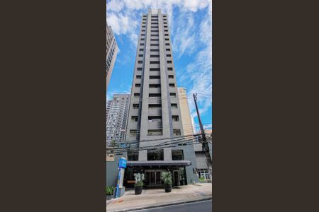 Studio para alugar com 30m², 1 quarto e 1 vaga Studio para alugar com 30m², 1 quarto e 1 vagaFachada