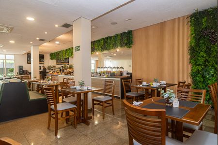 Studio para alugar com 30m², 1 quarto e 1 vaga Studio para alugar com 30m², 1 quarto e 1 vagaÁrea comum - Restaurante