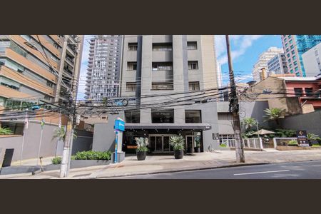 Studio para alugar com 30m², 1 quarto e 1 vaga Studio para alugar com 30m², 1 quarto e 1 vagaFachada