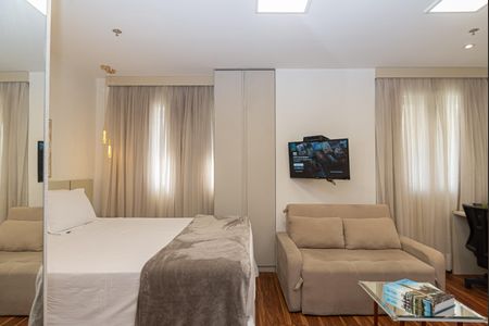 Studio para alugar com 30m², 1 quarto e 1 vaga Studio para alugar com 30m², 1 quarto e 1 vagaQuarto