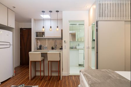 Studio para alugar com 30m², 1 quarto e 1 vaga Studio para alugar com 30m², 1 quarto e 1 vagaQuarto