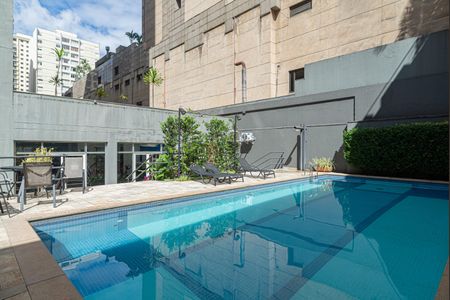 Studio para alugar com 30m², 1 quarto e 1 vaga Studio para alugar com 30m², 1 quarto e 1 vagaÁrea comum - Piscina