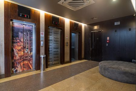 Studio para alugar com 30m², 1 quarto e 1 vaga Studio para alugar com 30m², 1 quarto e 1 vagaÁrea comum - Elevadores