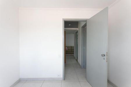 Apartamento à venda com 74m², 2 quartos e 1 vagaQuarto 2