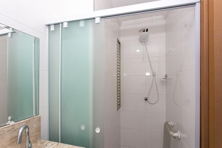 Apartamento à venda com 74m², 2 quartos e 1 vagaBanheiro