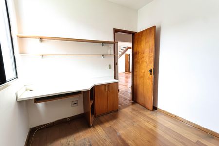 Apartamento para alugar com 210m², 5 quartos e 2 vagasQuarto 1