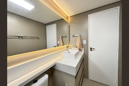 Apartamento à venda com 97m², 3 quartos e 2 vagasBanheiro