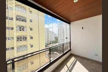 Apartamento à venda com 97m², 3 quartos e 2 vagasVaranda